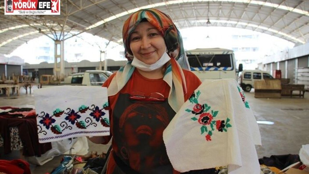 Bir zamanlar evleri süslüyordu, şimdi Bit Pazarı’nda alıcı bekliyor