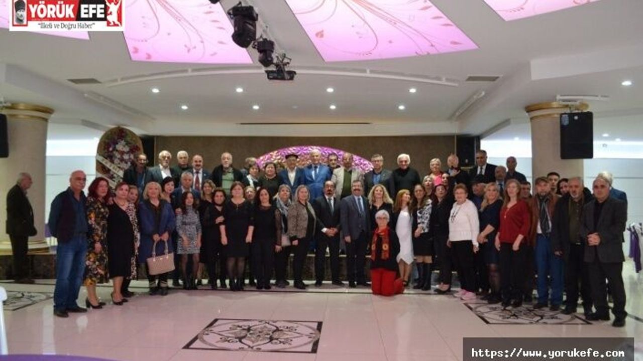 Kutlama Gecesinde Yükselen Ses “Emekliler zoru yaşayarak mücadele etmeyi örgütlenerek başaracaktır”