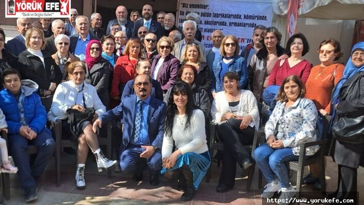 Emekliler Geleneksel Kahvaltıda Birlik ve Beraberlik Çağrısı Yaptı