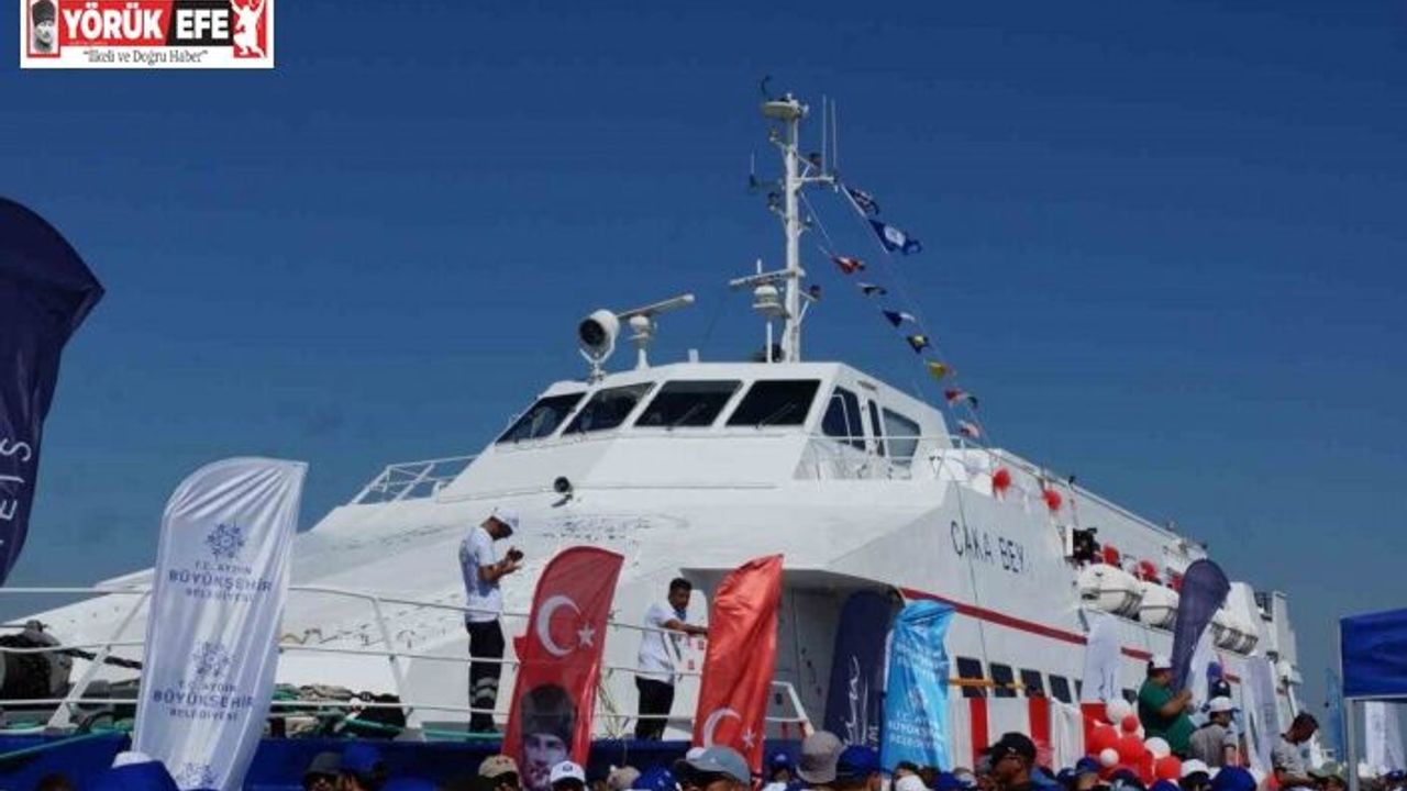 Aydın-Muğla deniz otobüsü seferleri başladı: CHP Lideri Özgür Özel kaptan köşküne geçerek ilk seferin startını verdi