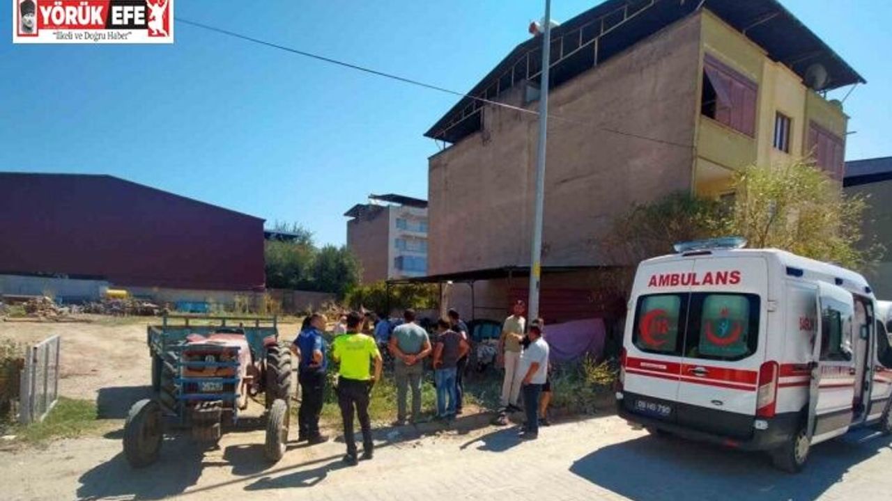 Traktör römorkundan düşen bir kişi yaralandı