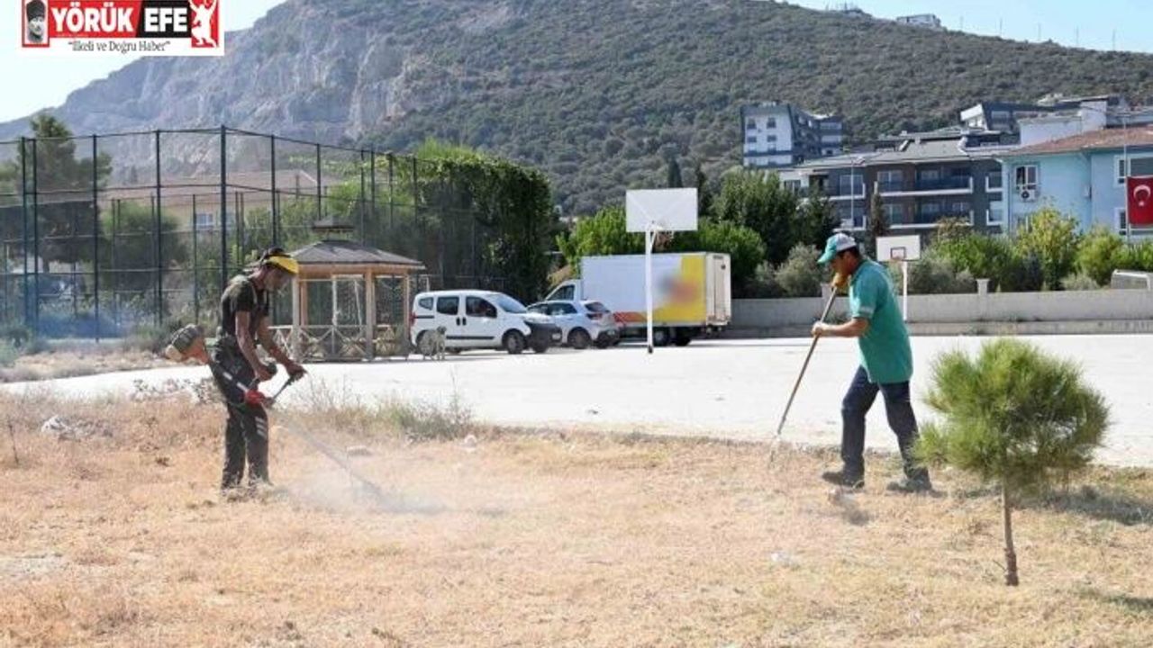 Kuşadası Belediyesi okulları yeni eğitim yılına hazırlamaya devam ediyor