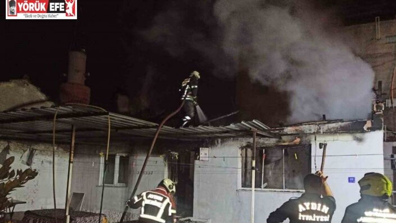 Ailesi ile yaşadığı evi yaktı olay yerinden kaçtı