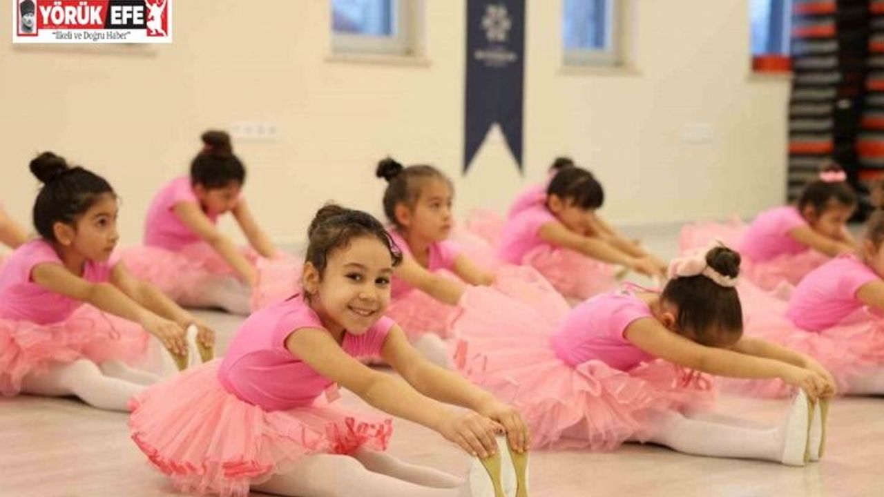 Aydınlı minikler Büyükşehir’in kurslarıyla bale öğreniyor