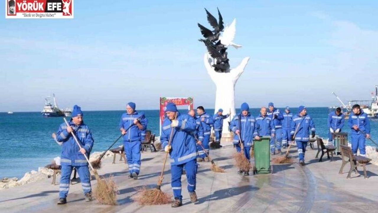 Başkan Çerçioğlu, Kuşadası’nda çevre bakım çalışmalarını sürdürüyor