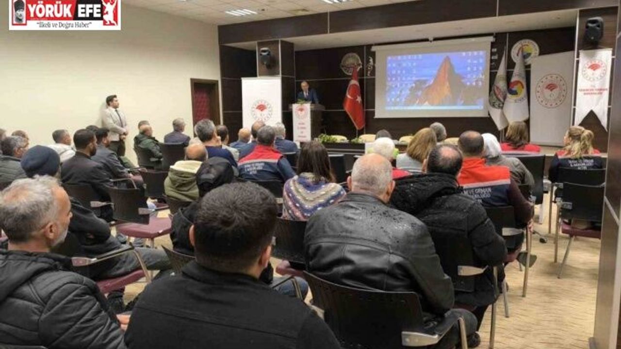 Söke’de defne yaprağı işleme sektör toplantısı yapıldı