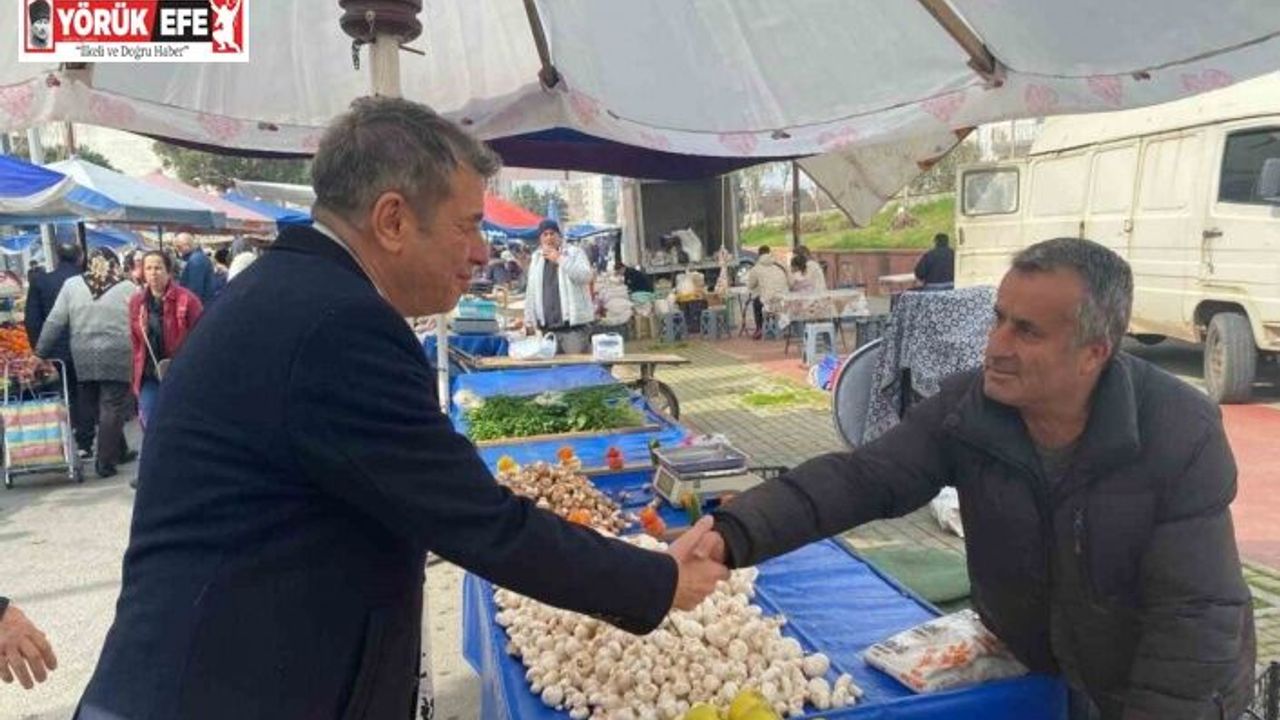 AYESOB Başkanı Künkcü, pazar esnafı ile bir araya geldi