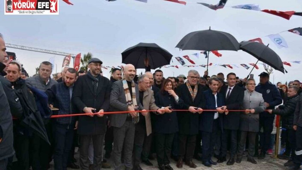 Başkan Zencirci, çelenk yerine mama göndererek farkındalık oluşturdu