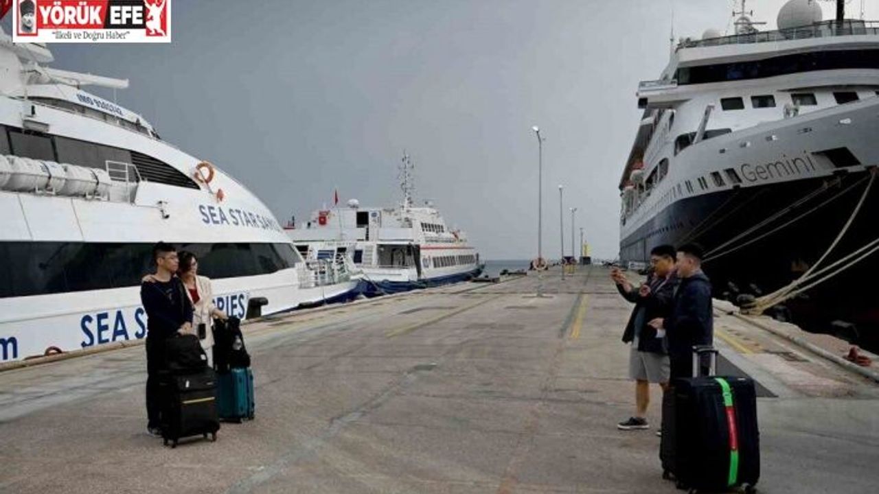 Kuşadası’ndan Yunanistan’ın Sisam Adası’na feribot seferleri başladı