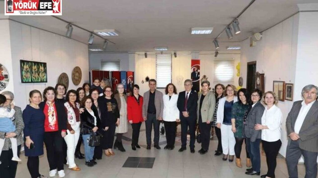 Nazilli Belediyesi ’Zamanın Renkleri El Sanatları Sergisi’ Aydın’da açıldı