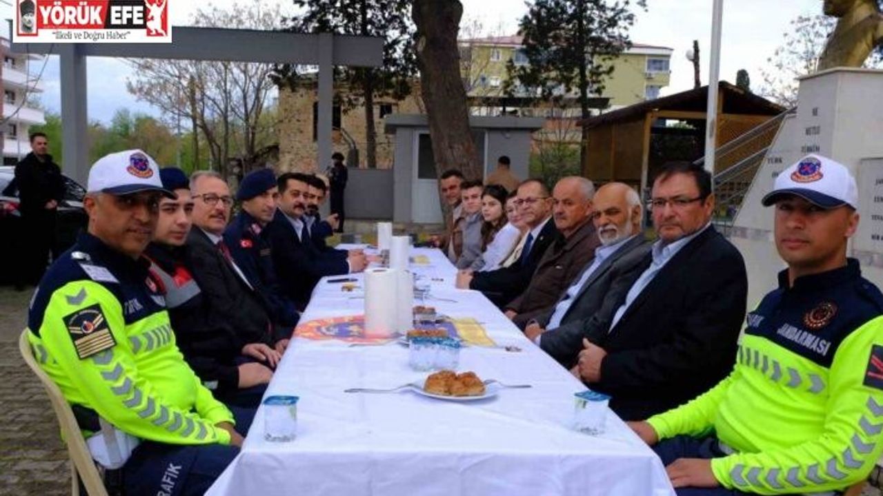 Başkan Doğanca bayramı görevi başında geçiren personelleri unutmadı