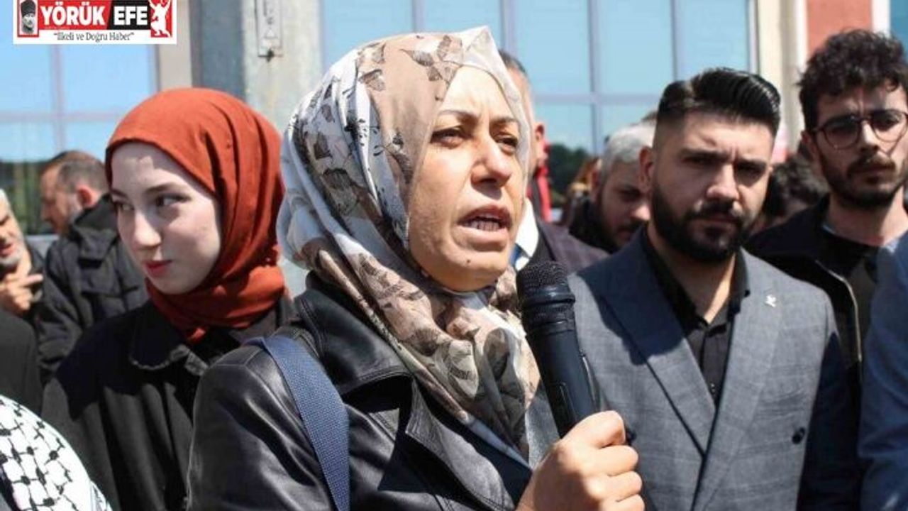 "Başörtüsü Allah’ın emridir" diyen pofesör milyonların sesi oldu