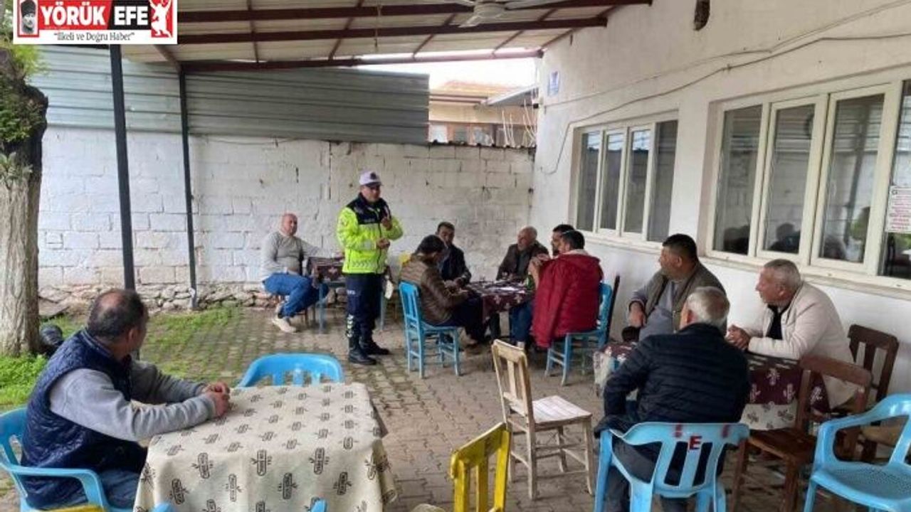 Jandarma ekipleri traktör ve motosiklet sürücülerini bilgilendirdi