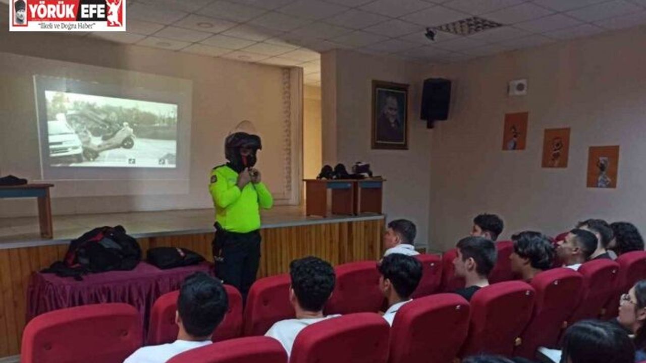 Karacasu’da öğrencilere ‘Güvenli Motosiklet Kullanıcılığı’ eğitimi verildi