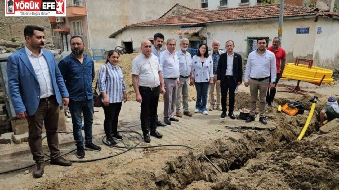 Kuyucak’ta doğalgaz altyapı çalışmaları hızla ilerliyor