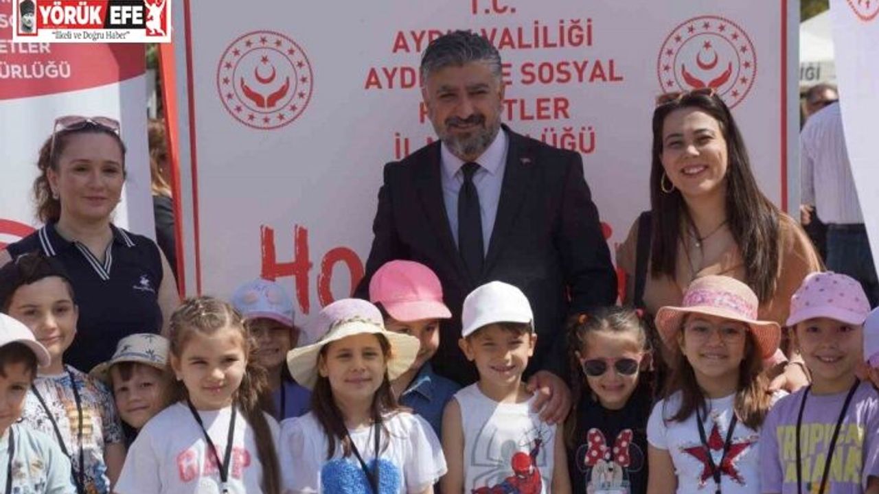 Aydın’da Aile Yılı kortej yürüyüşü yapıldı