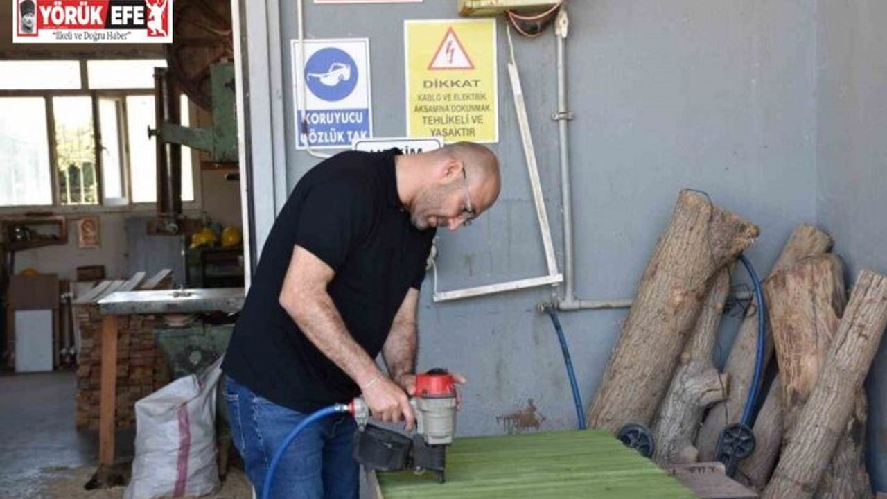 Başkan Zencirci: "Park ve bahçe çitlerini özkaynaklarımızla üretiyoruz"