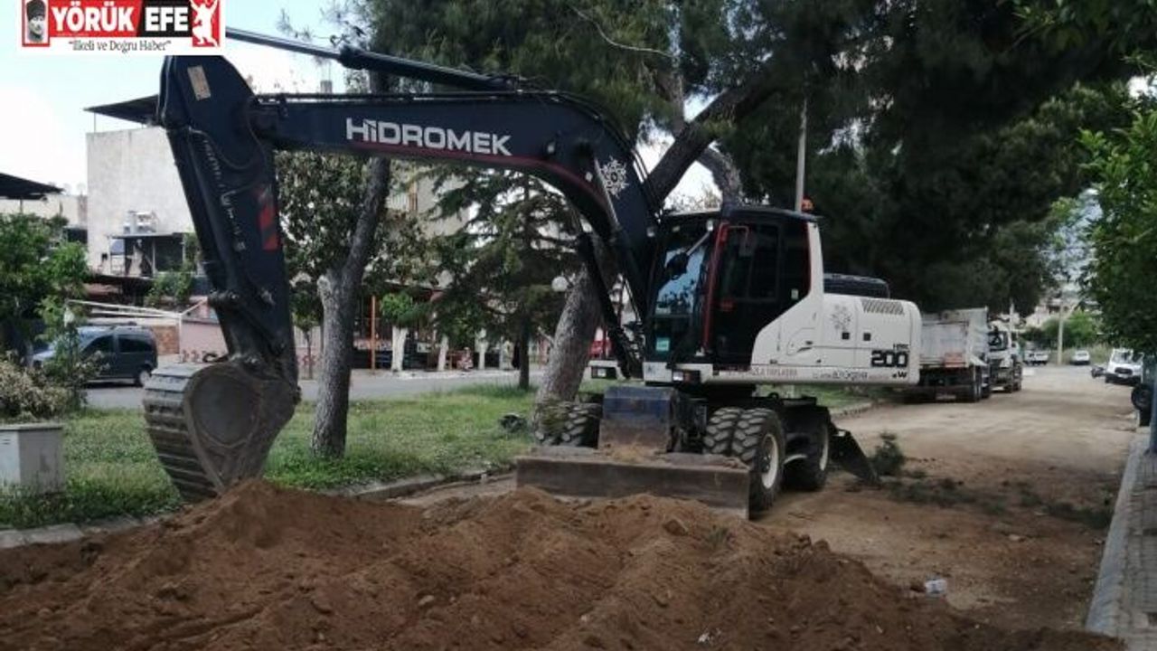 Oda mezar kontrollü bir şekilde kapatıldı, yol çalışmaları tekrar başladı