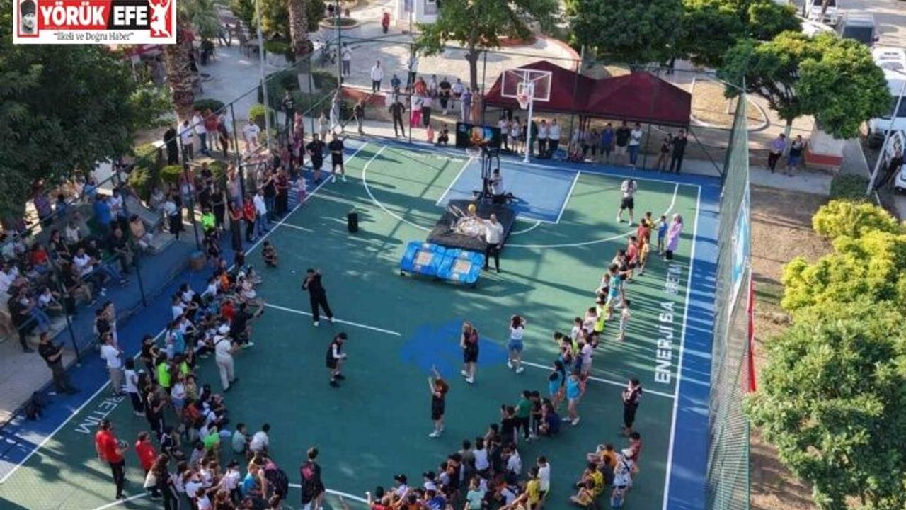 Başkan Zencirci gençlere sözünü tuttu, basket sahasını açtı