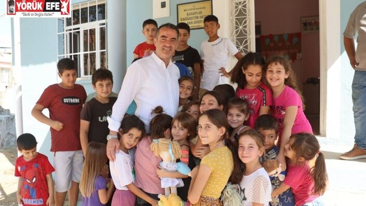 Özgür Arıcı: "Baba; varlığı ile güç veren, aile birliğinin bel kemiğidir"