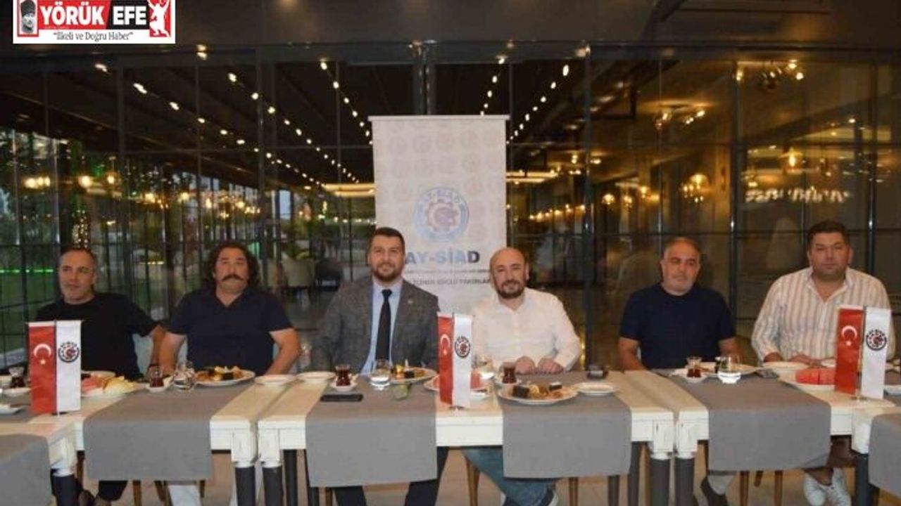 AYSİAD üyeleri istişare toplantısında bir araya geldi
