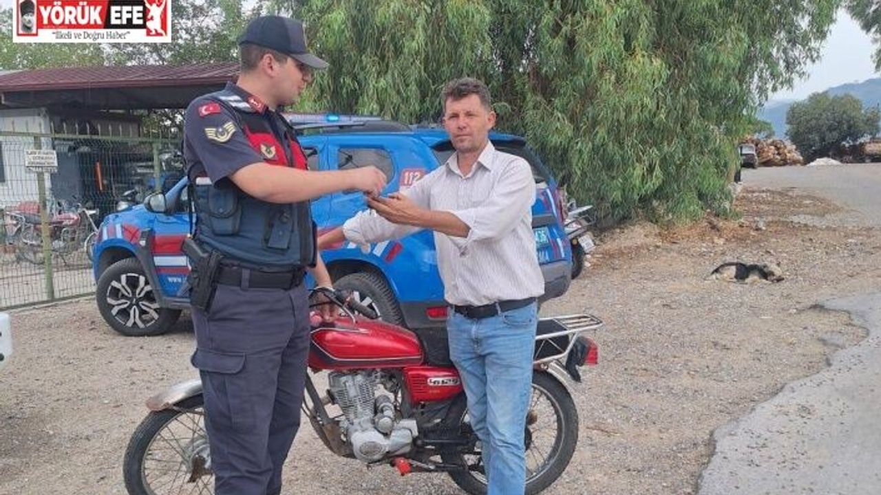 Bir yıldır çalıntı olan motosiklet yol kontrolünde yakalandı