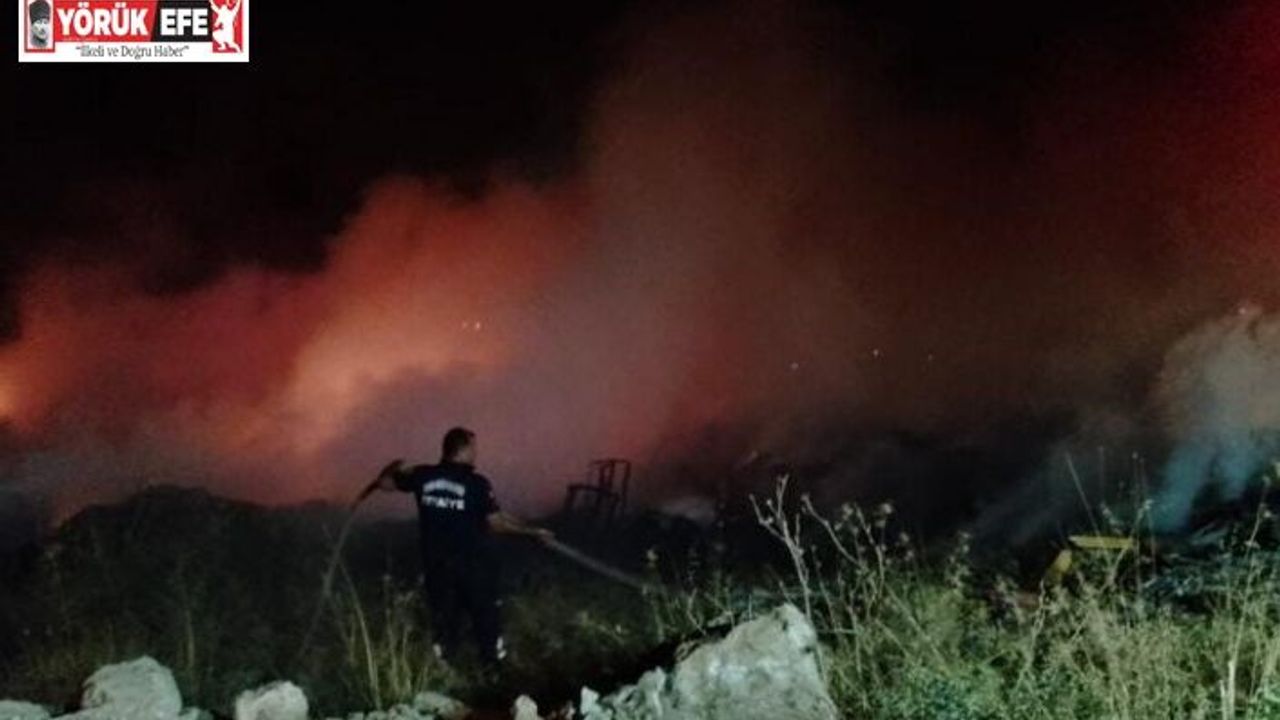Didim’de siteler arasında çıkan yangın korkuttu