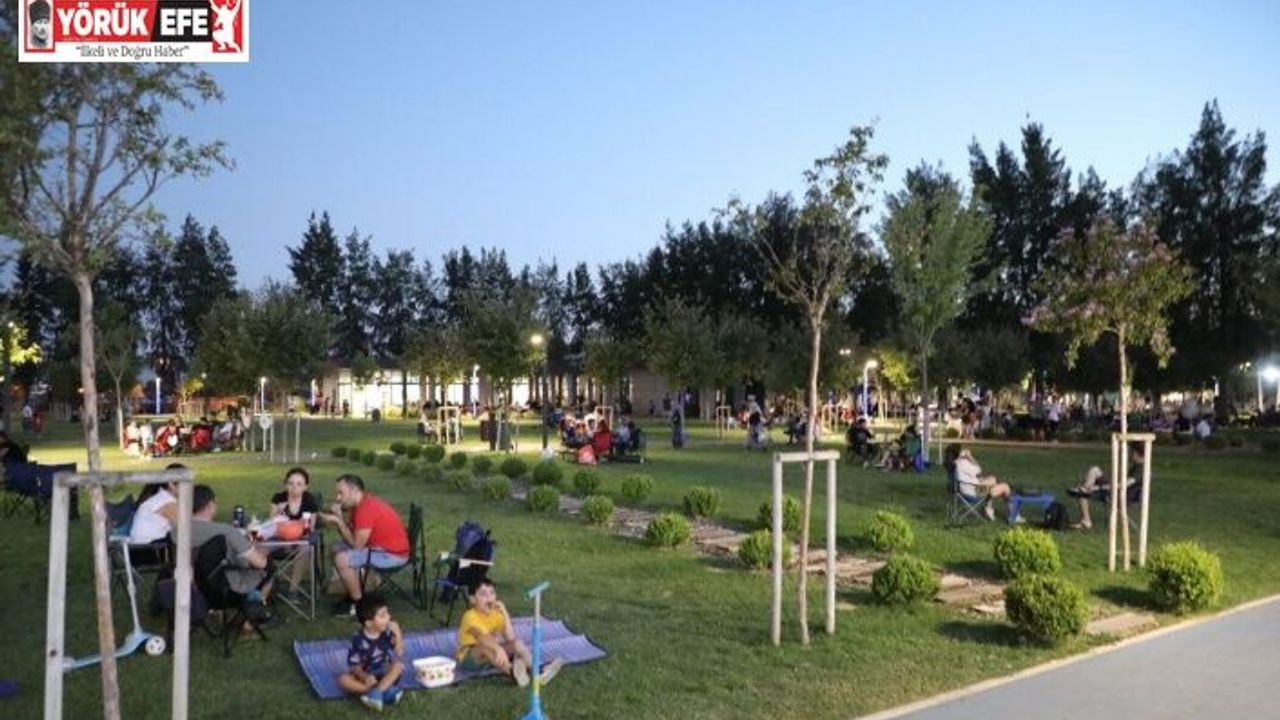 Mimar Sinan ve Tekstil Parkları Aydınlıların uğrak noktası olmaya devam ediyor