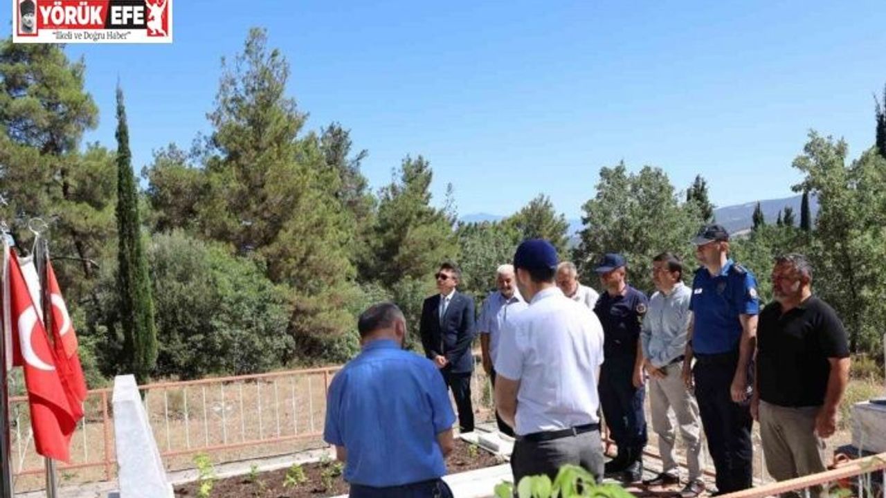 Şehit Uzman Çavuş Ceylan, mezarı başında anıldı