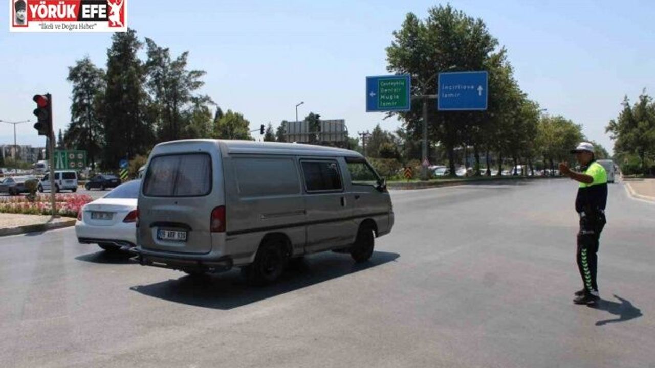 Yangın sonrası otoban girişinde araç yoğunluğu oluştu