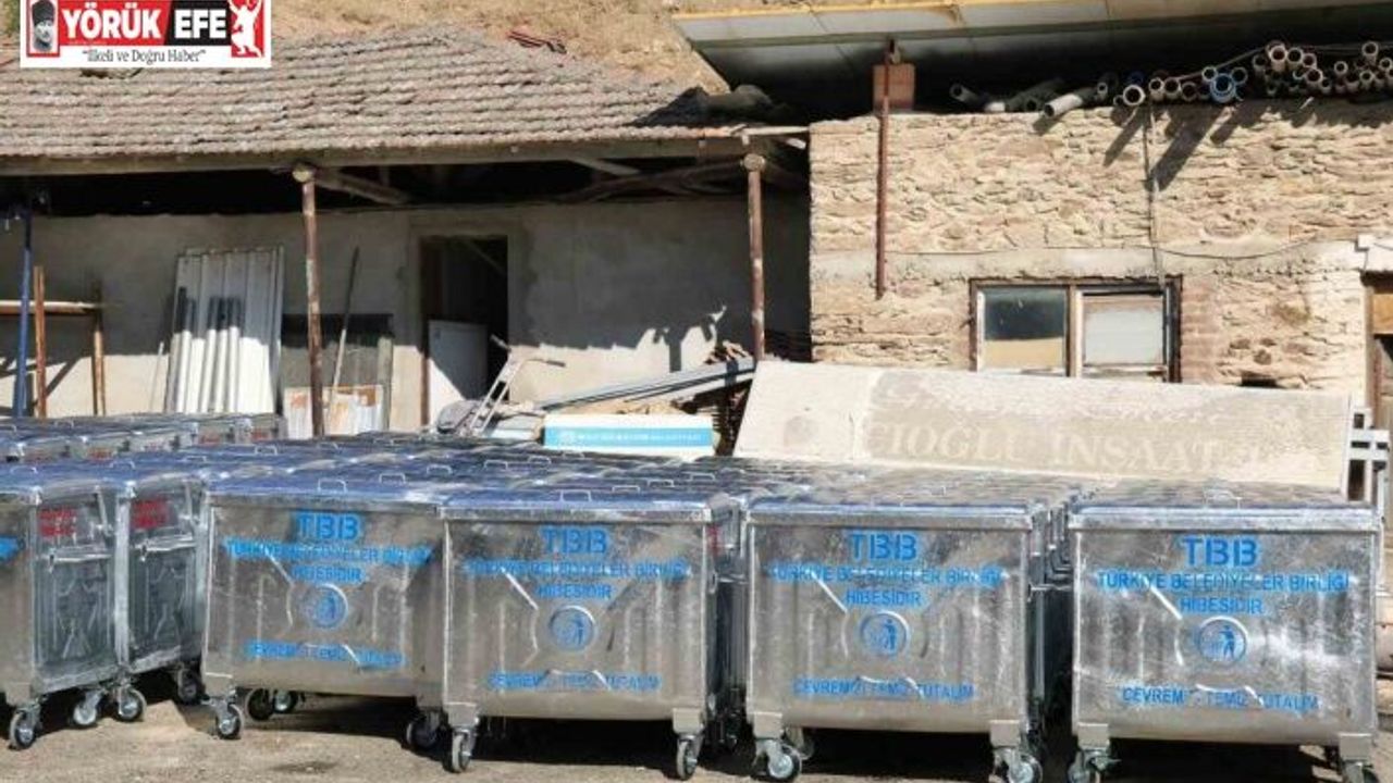 Yenipazar’a hibe edilen 60 yeni çöp konteynırı teslim alındı