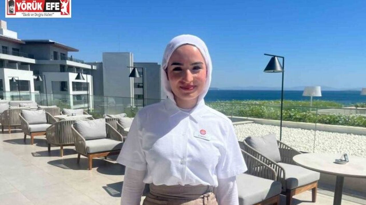 Babası sınav çıkışı çiçekle karşılamıştı, müjdeli haberi telefonla verdi