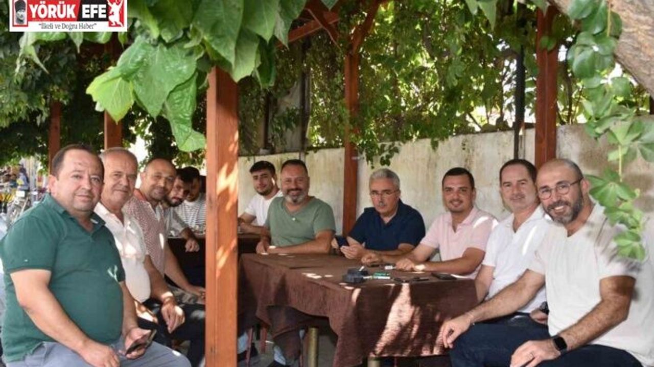 Başkan Zencirci meclis üyeleriyle birlikte Germencik pazarında vatandaşlarla buluştu