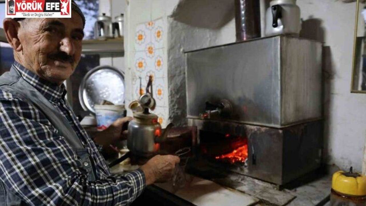 Bu köyün kıraathane kültürü bir asırdır değişmedi