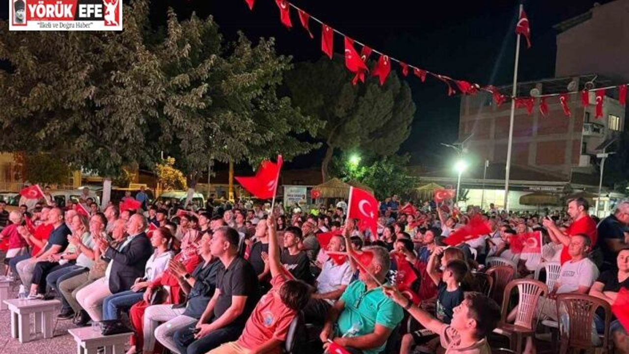 İncirliova’daki vatandaşlar, A Milli Basketbol Takımı maçını dev ekranda izledi