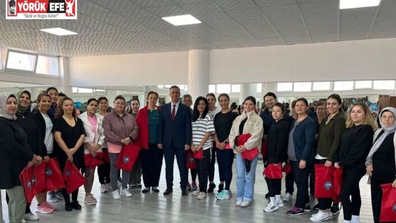 Başkan Ercan’dan sabah sporuna katılan kadınlara sürpriz hediye