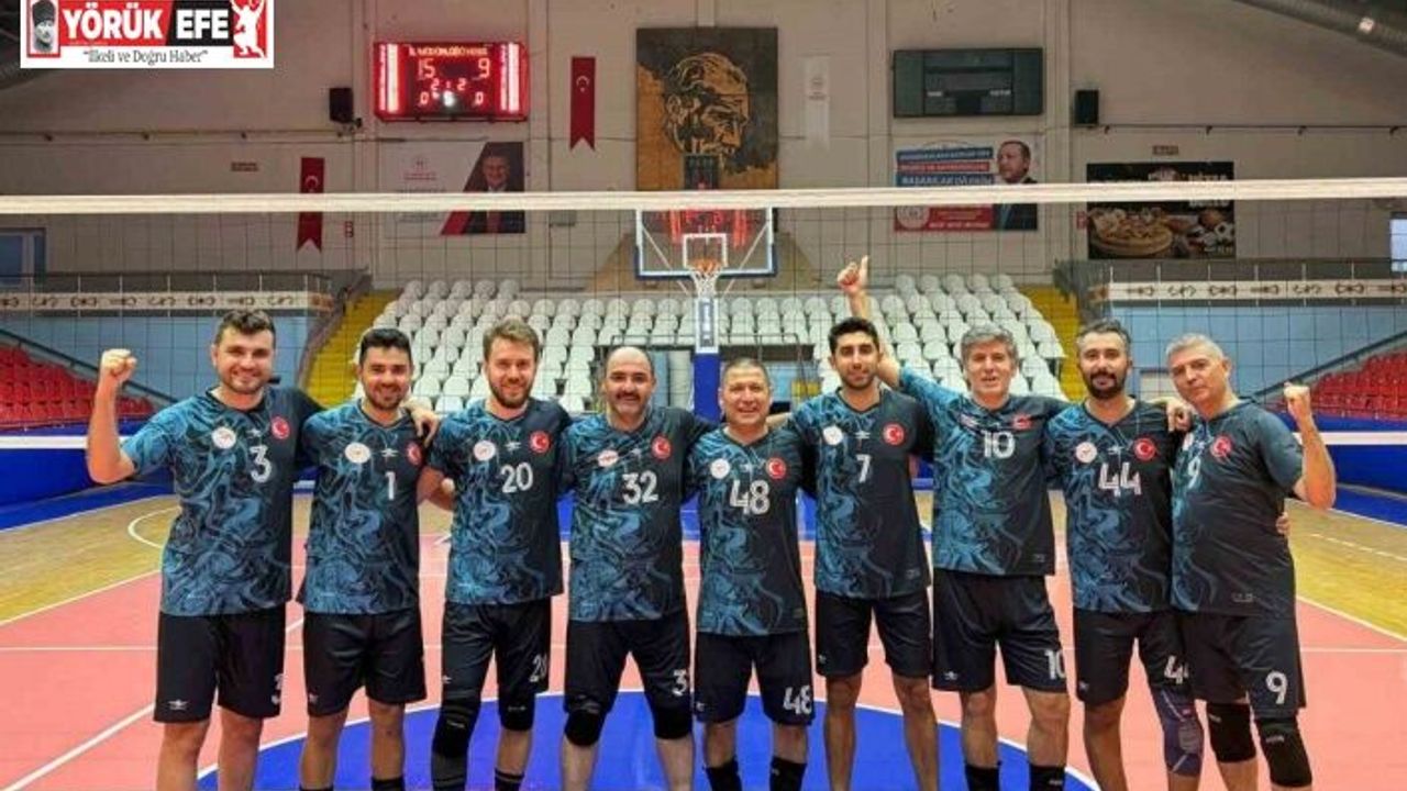 İlk kez katıldıkları turnuvada çeyrek finale yükseldiler