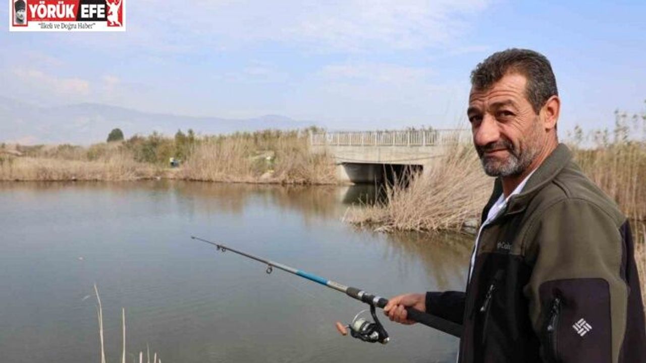 Menderes Deltası, stres atmak isteyenlerin akınına uğruyor