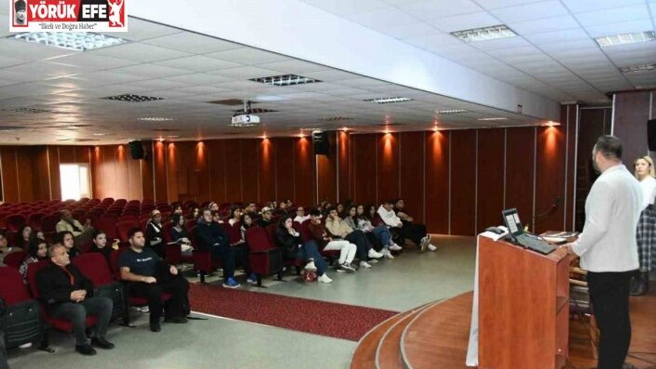 Didim MYO’lu öğrencilere yurtdışı ve kariyer fırsatları eğitimi verildi