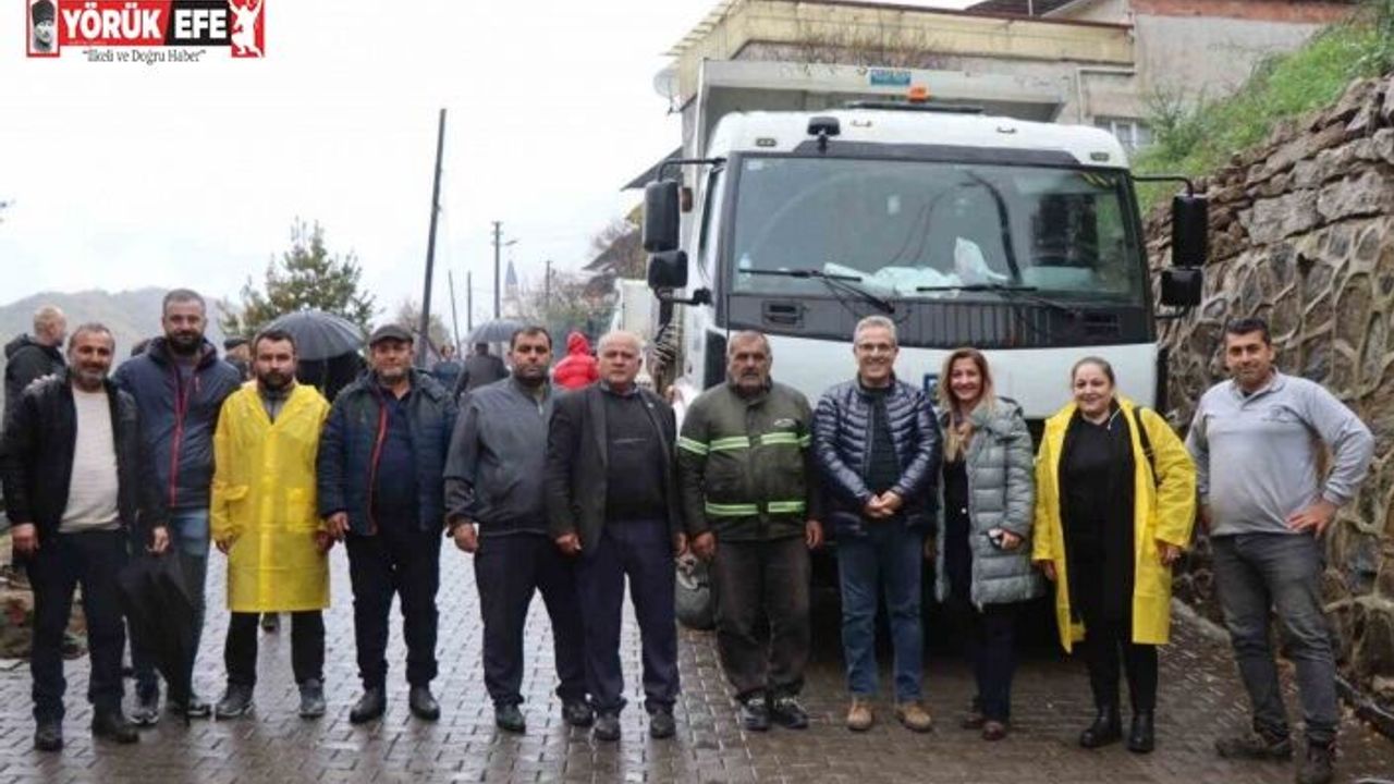 Nazilli Belediyesi Işıklar Mahallesi’nde 5 bin ağaç fidanı dağıttı