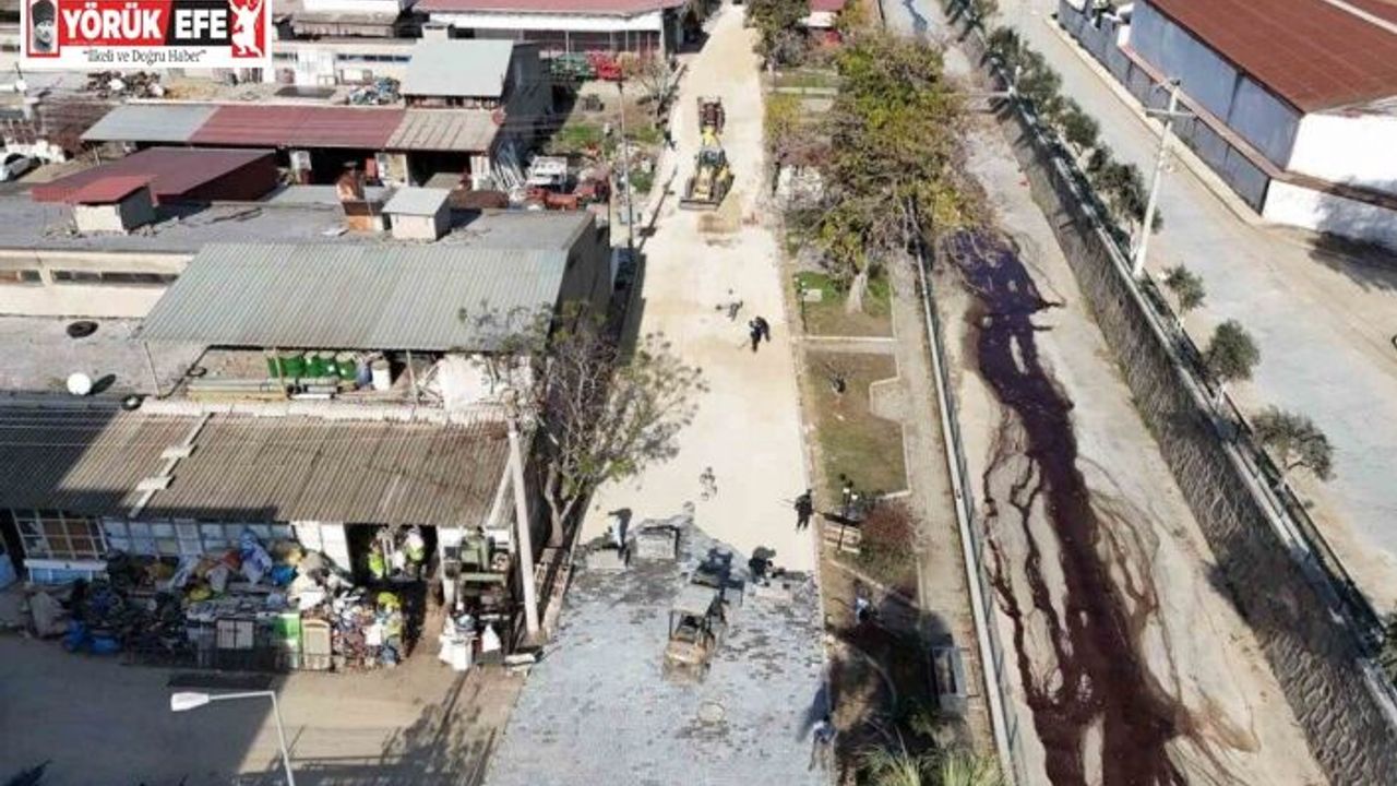 Yenipazar’da Doğu Mahallesi’nde parke taşı çalışmaları sürüyor