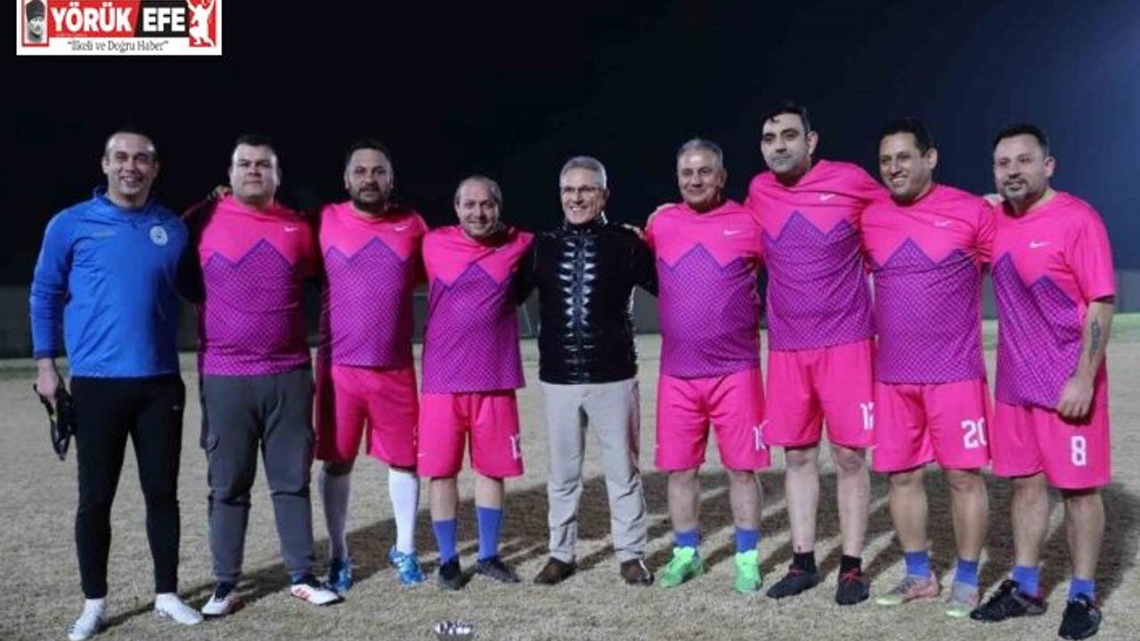 Nazilli Belediyesi Futbol Turnuvası’nda Şampiyon Özel Kalem Müdürlüğü oldu