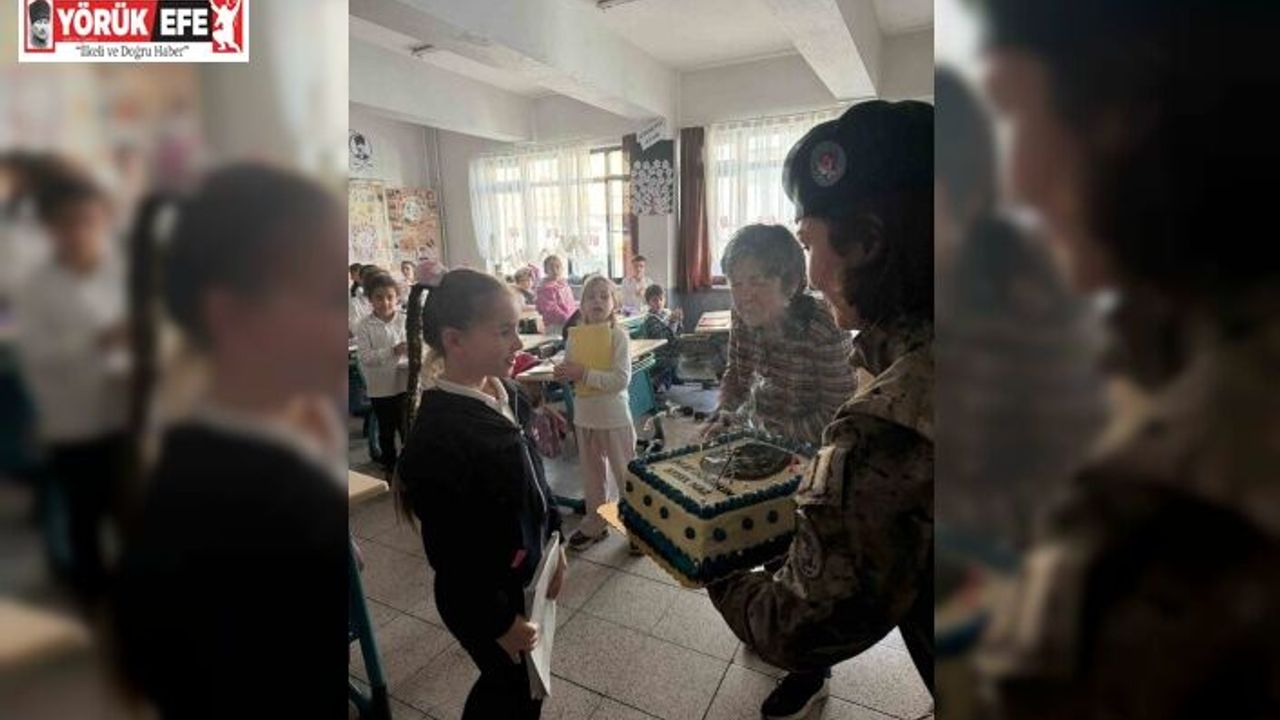 Özel Harekat polislerinden şehit kızına doğum günü sürprizi