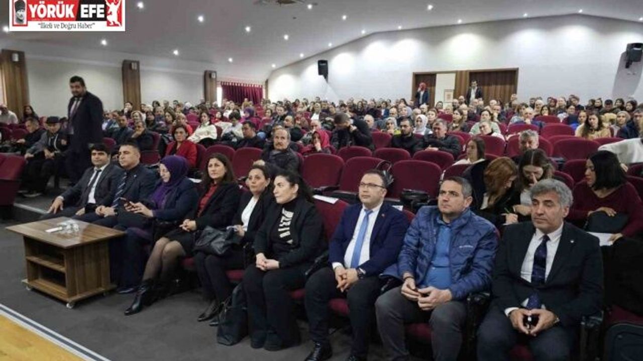 ADÜ’lü akademisyenler Nazilli’de her yönüyle kadına şiddeti anlattı