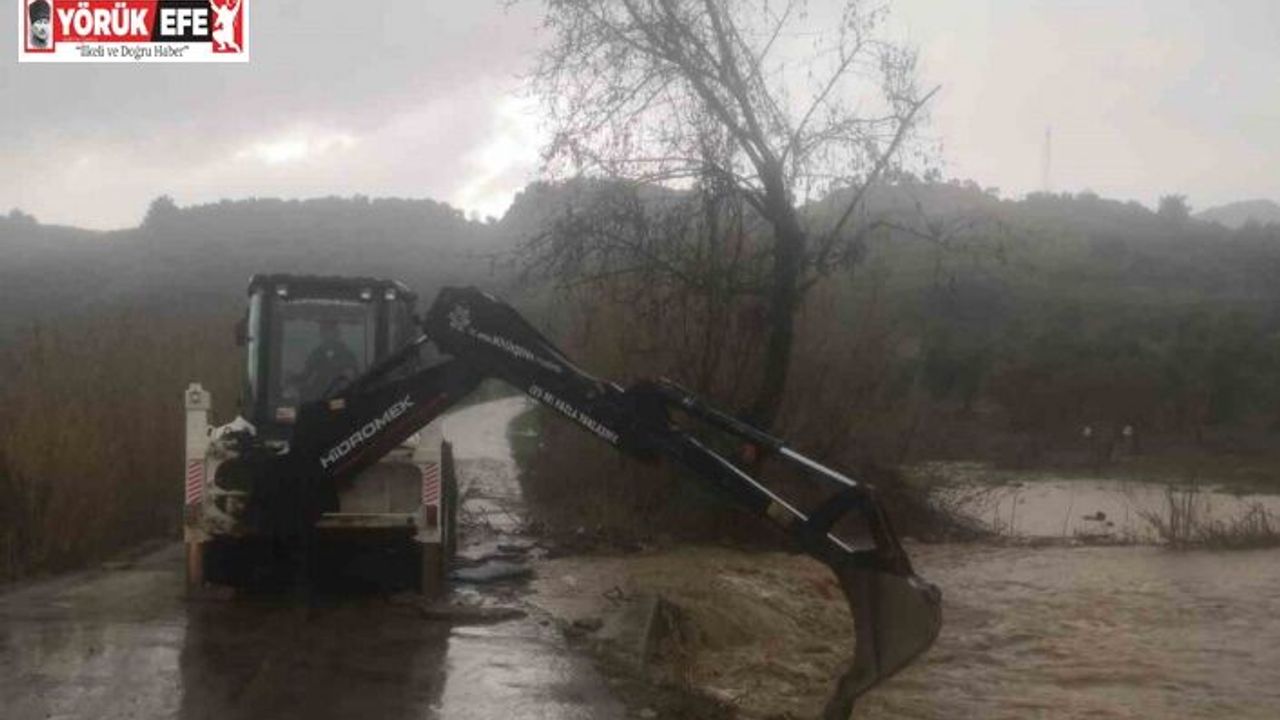 Aydın’da sağank yağışa karşı Büyükşehir ekiplerinden yoğun çalışma