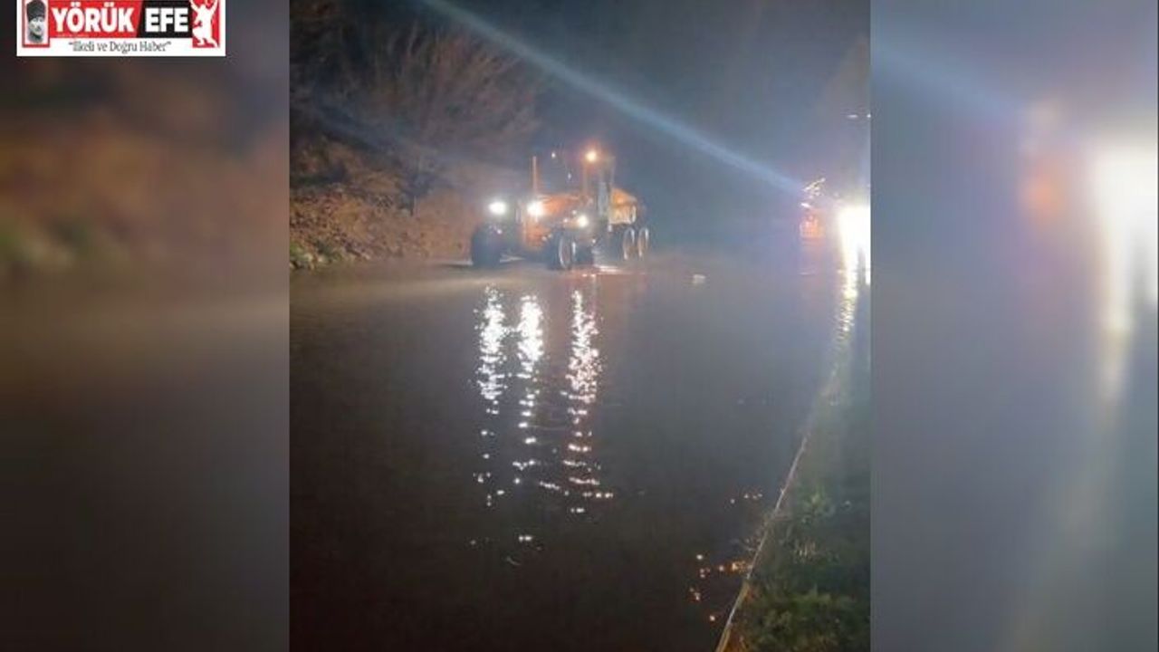 Aydın’ı sağanak vurdu: Söke ve Kuşadası yollarında ulaşım durdu