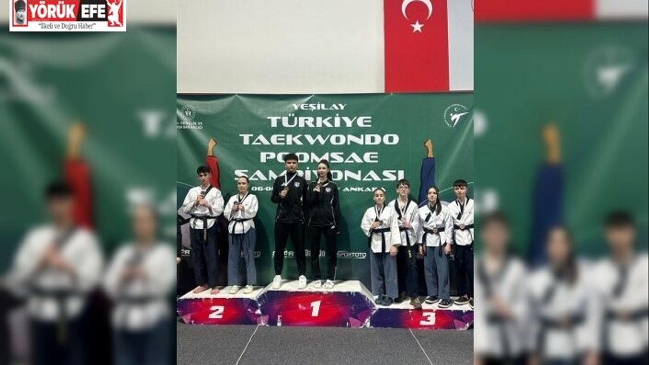 Aydınlı sporlar Taekwondo Poomsae Şampiyonası’nda Türkiye şampiyonu oldu