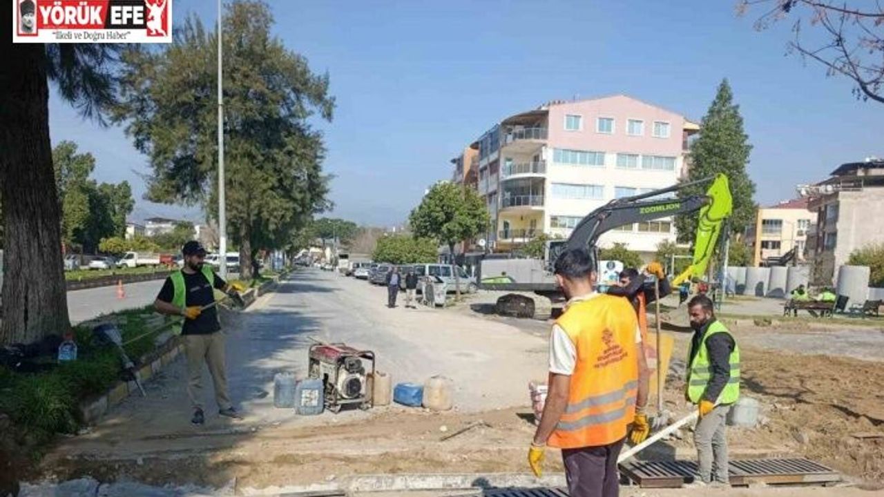 Büyükşehir ekipleri kentin dört bir yanında çalışmalarını sürdürüyor