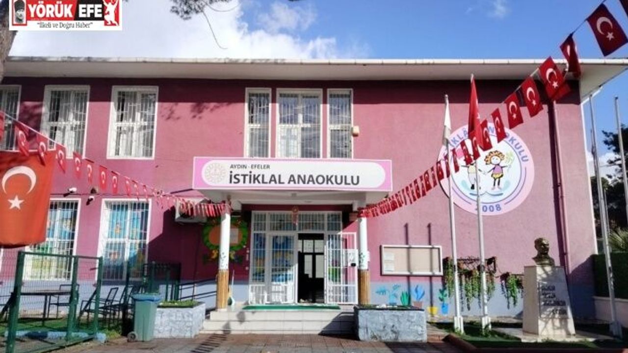 Efeler’de ikinci dönem "Bayrak Sevgisi" dersiyle başlayacak