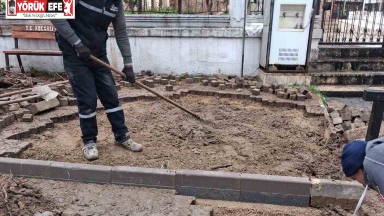 Koçarlı’da bozuk yollar onarıldı, Cihanoğlu Camii çevresi yeniden düzenlendi
